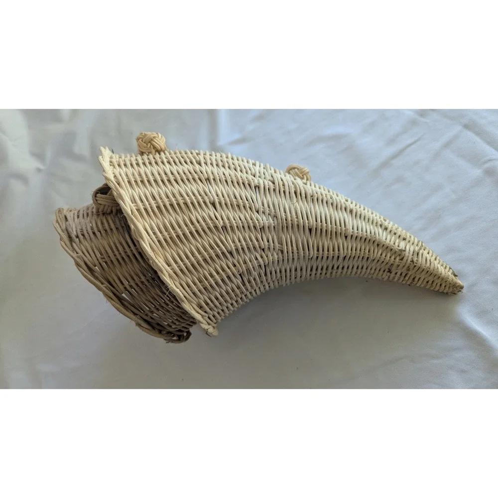 Vintage Woven Wicker Cornucopia Wall Hanging Baskets Set of 2 Natural Rattan